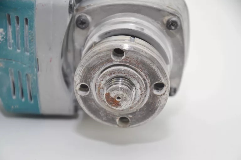 SZLIFIERKA MAKITA DGA504