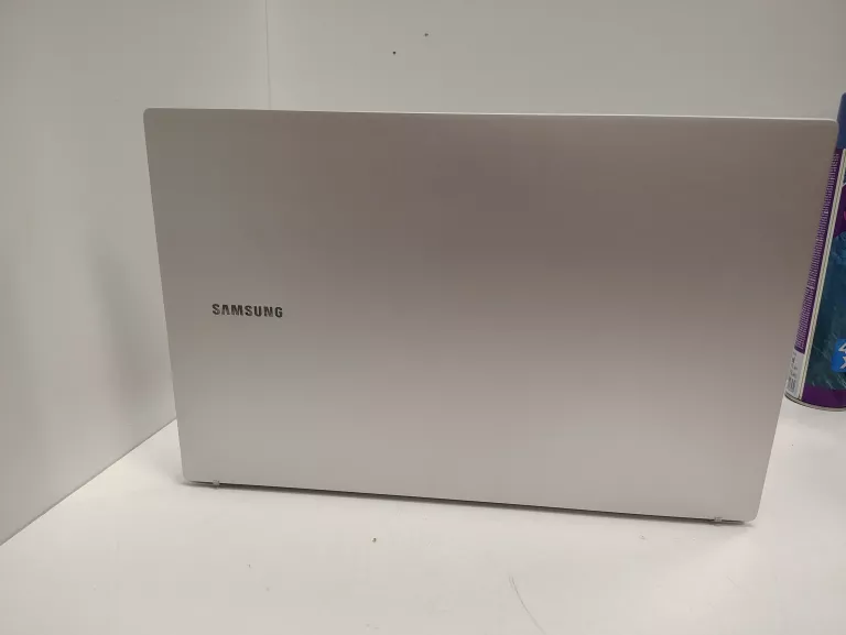 LAPTOP SAMSUNG 750XFG+ZAS 1.8TB/16GB/WIN11/I7-1355U