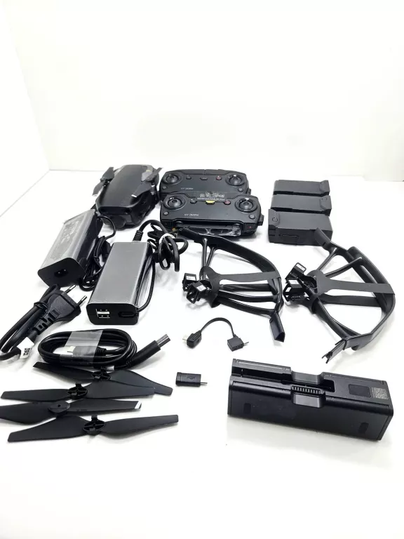 DRON DJI MAVIC AIR FLY MORE COMBO 4000 M 2375 MAH