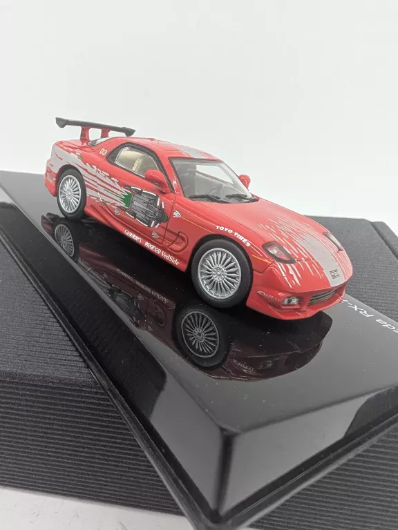 1:43 FAST & FURIOUS SZYBCY I WŚCIEKLI MAZDA RX-7 FD