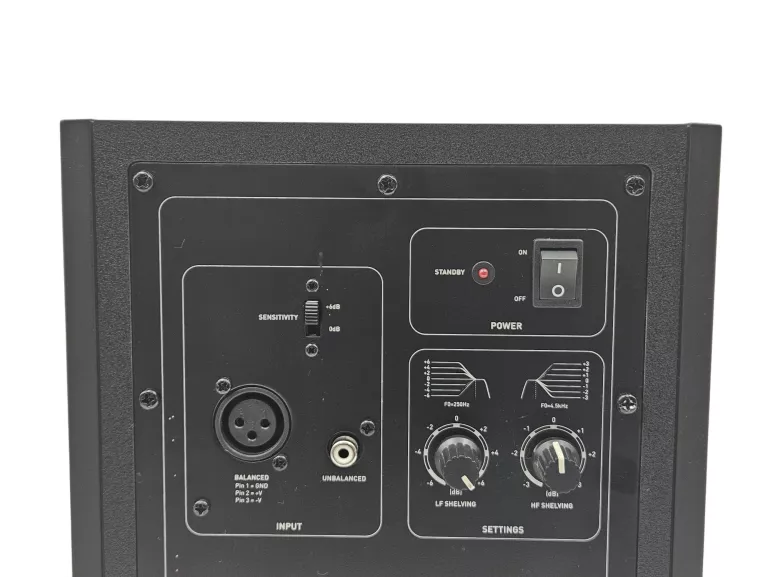 MONITOR STUDYJNY FOCAL ALPHA 50