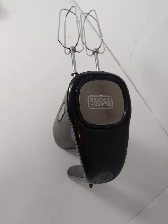 MIKSER BLACK&DECKER BXMX300E