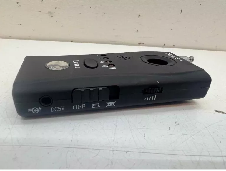 WYKRYWACZ PODSŁUCHÓW GSM GPS BT WIFI DETEKTOR UKRYTYCH KAMER CC308+ KOMPLE