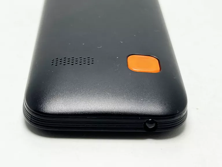 TELEFON MAXCOM MM426
