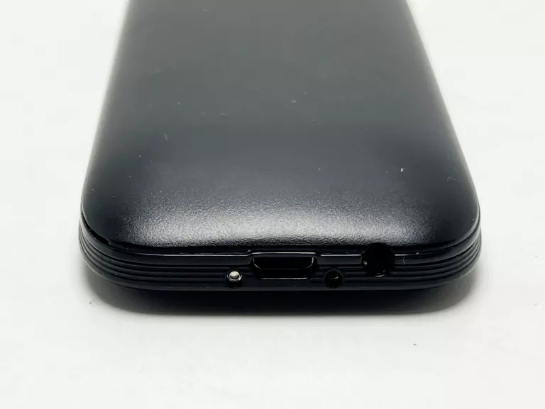 TELEFON MAXCOM MM426