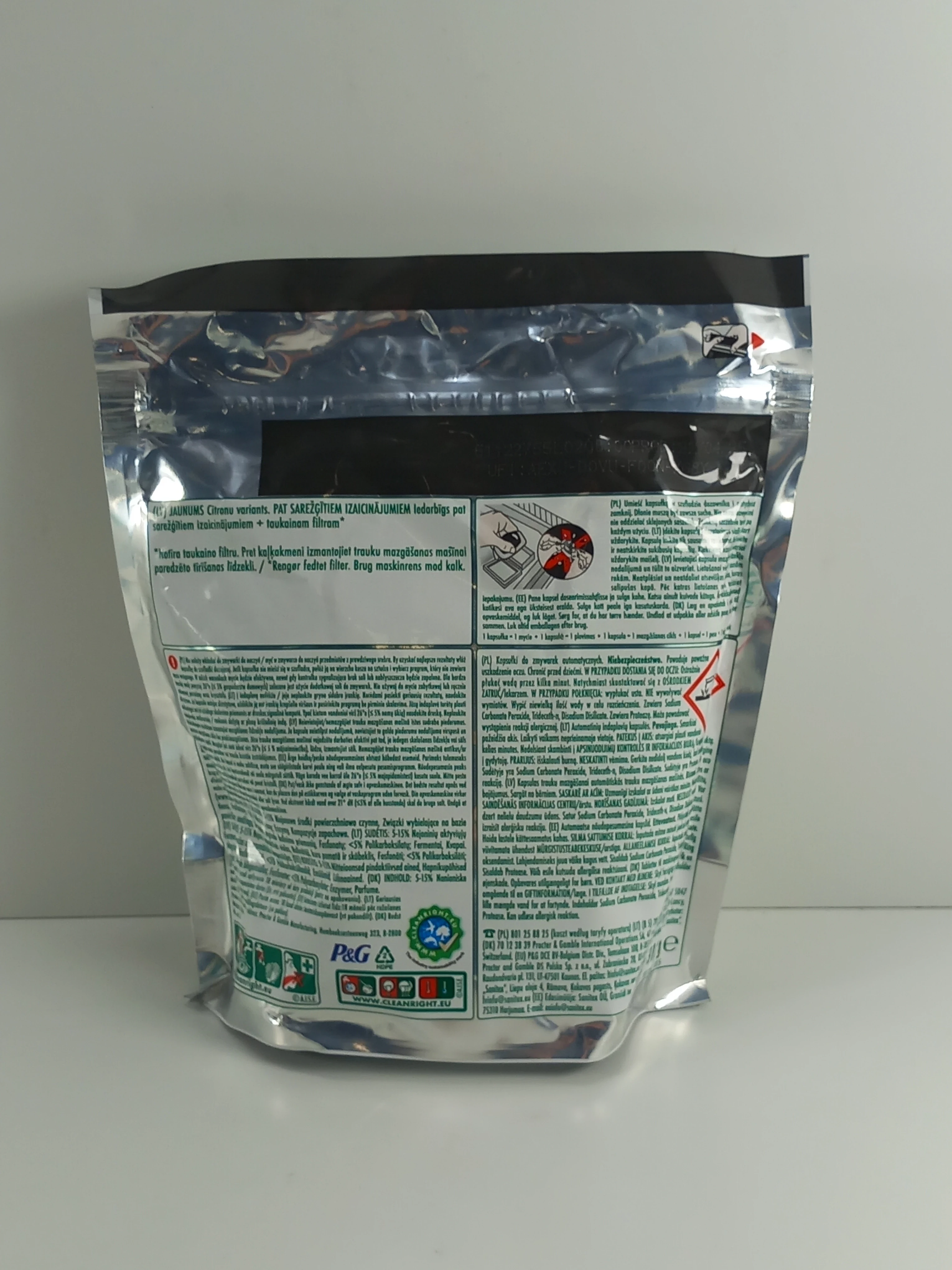 fairy-platinum-kapsulki-do-zmywarki-21szt-ean-gtin-8700216236775