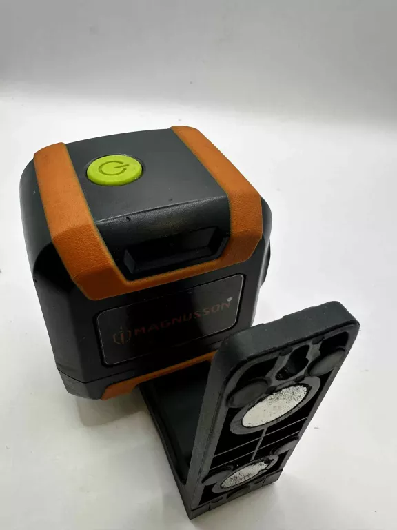 LASER KRZYŻOWY MAGNUSSON 21-GCL001 + ETUI