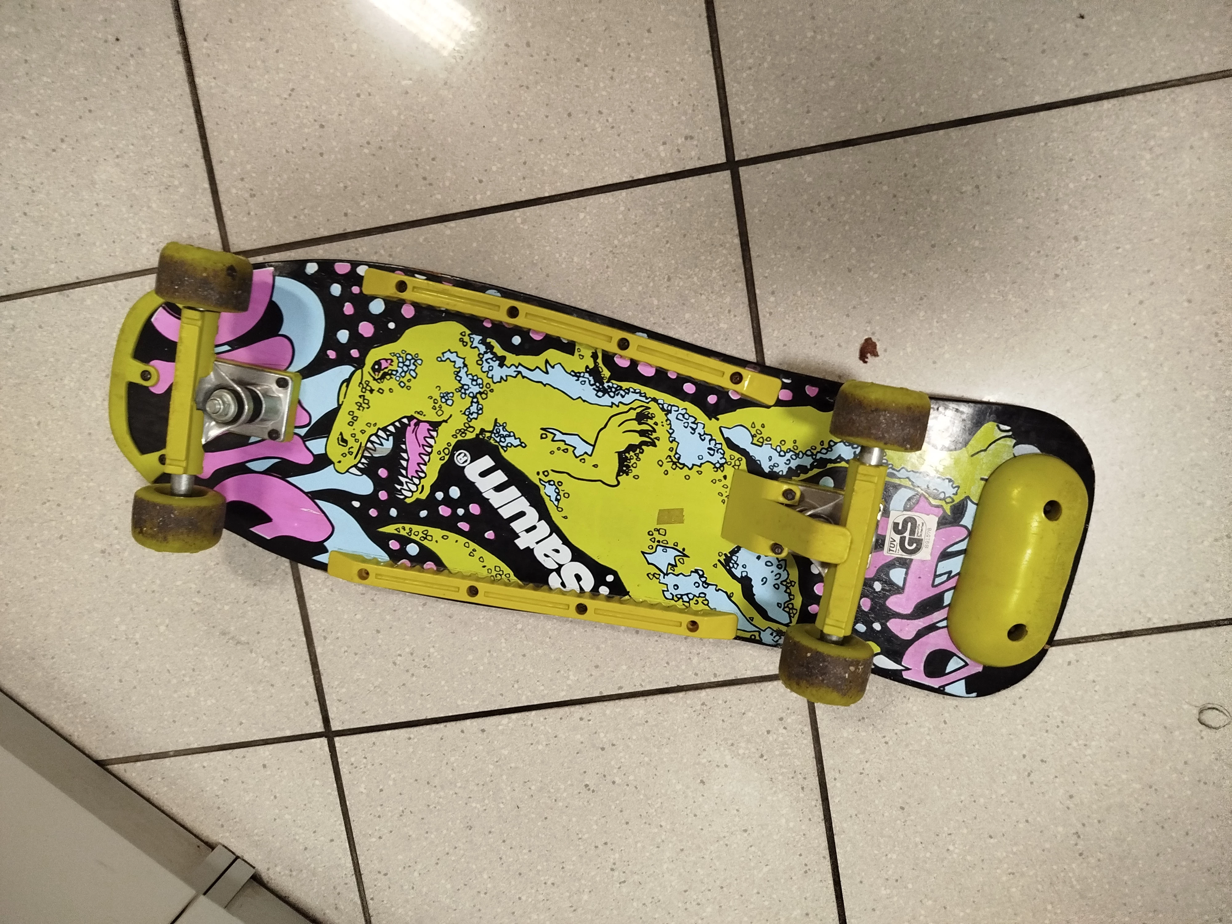 deskorolka-saturn-250427020-szerokosc-8250