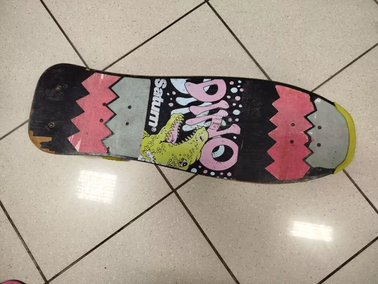 deskorolka-saturn-250427020-ean-gtin-194604022732