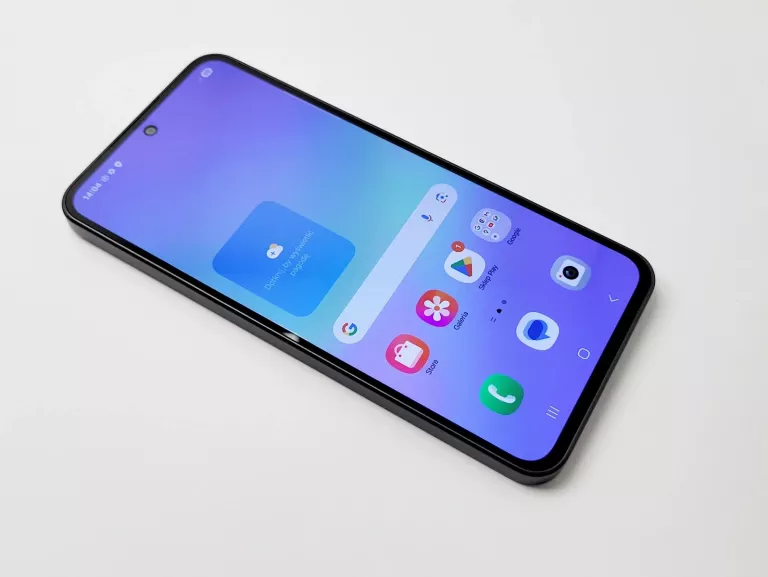 TELEFON SAMSUNG GALAXY A36 5G 6/128GB 6.7" 120HZ CZARNY KOMPLET