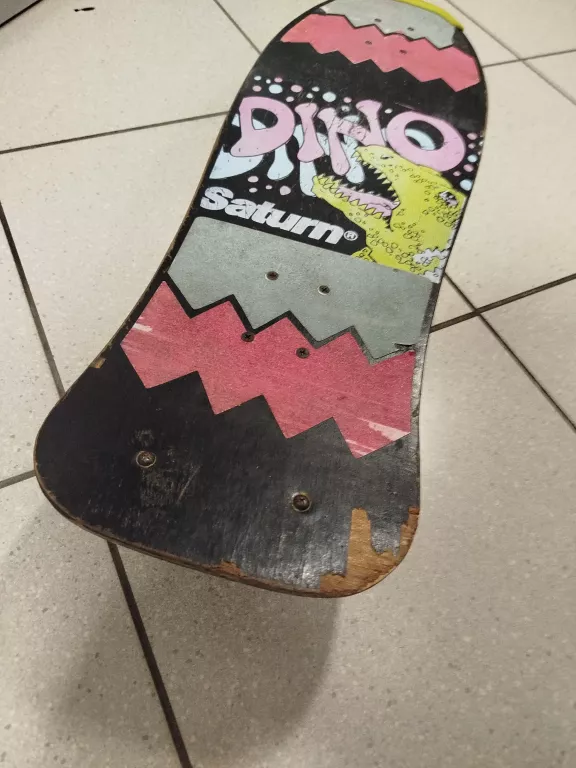 deskorolka-saturn-250427020-stan-11323-2