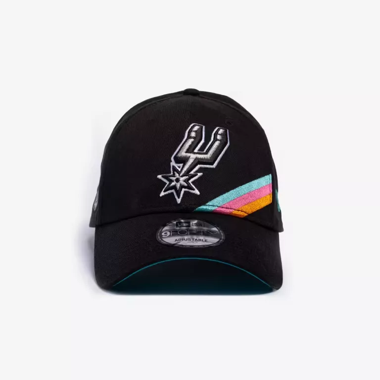 CZAPKA Z DASZKIEM DO KOSZYKÓWKI NEW ERA NBA SAN ANTONIO SPURS