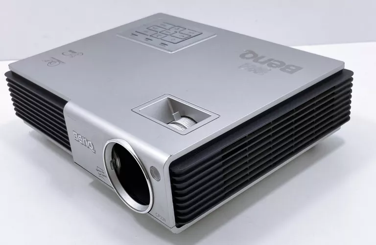 PROJEKTOR BENQ CP220C + PILOT