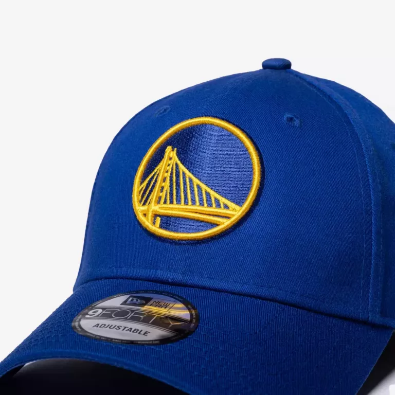CZAPKA Z DASZKIEM DO KOSZYKÓWKI NEW ERA NBA GOLDEN STATE WARRIORS