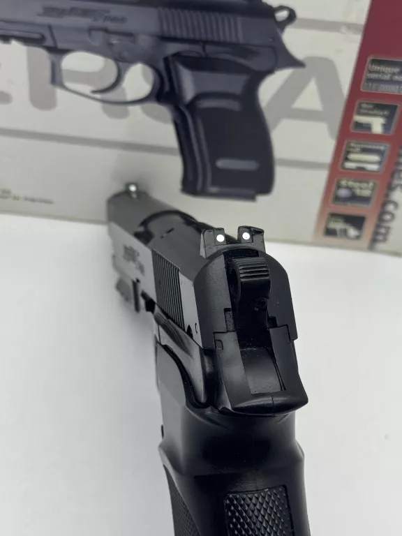 WIATRÓWKA BERSA THUNDER 9 PRO / 4.5MM / CO2 / PUDEŁKO / EAN: 5707843049658