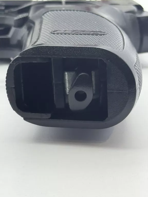 WIATRÓWKA BERSA THUNDER 9 PRO / 4.5MM / CO2 / PUDEŁKO / EAN: 5707843049658