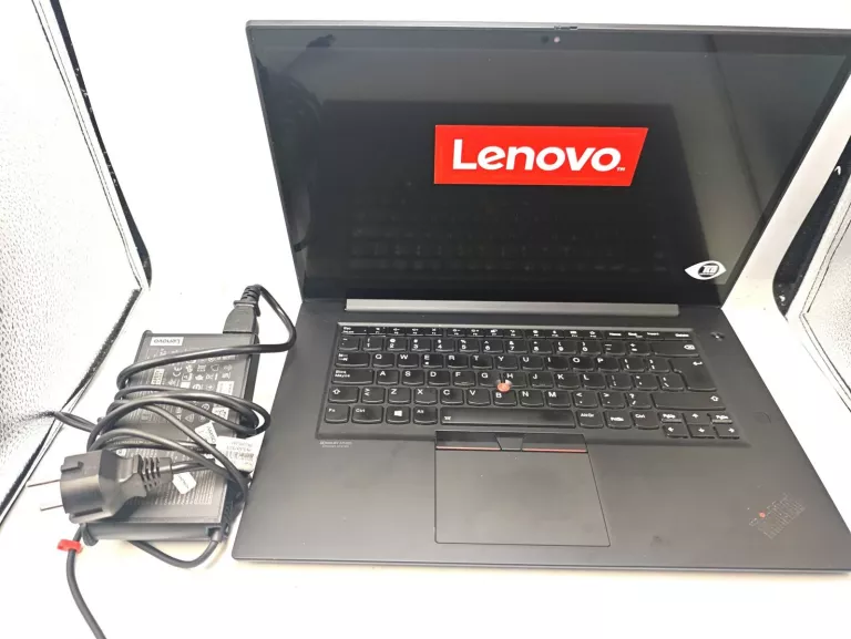 LAPTOP LENOVO THINKPAD P1 GEN 2 TOUCH INTEL XEON 16GB RAM QUADRO + ŁAD