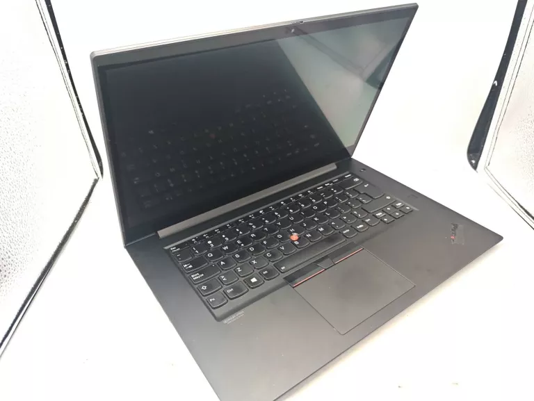 LAPTOP LENOVO THINKPAD P1 GEN 2 TOUCH INTEL XEON 16GB RAM QUADRO + ŁAD