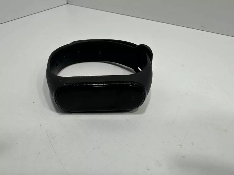 MI SMART BAND 4