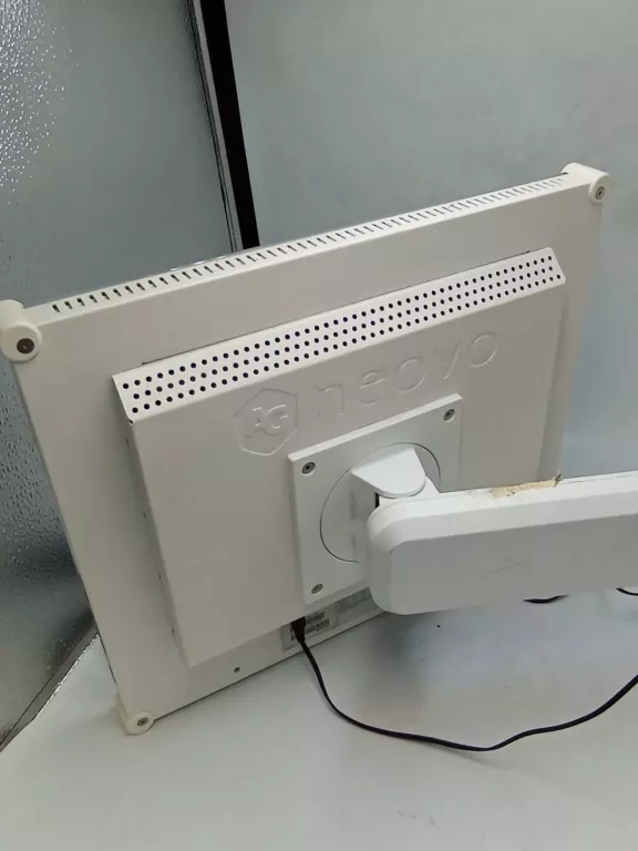 MONITOR AG NEOVO X-15AV