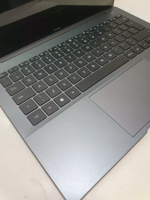 LAPTOP HUAWEI MATEBOOK 14 ULTRA 5
