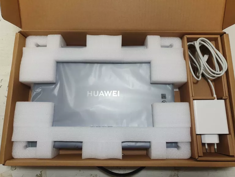 LAPTOP HUAWEI MATEBOOK 14 ULTRA 5