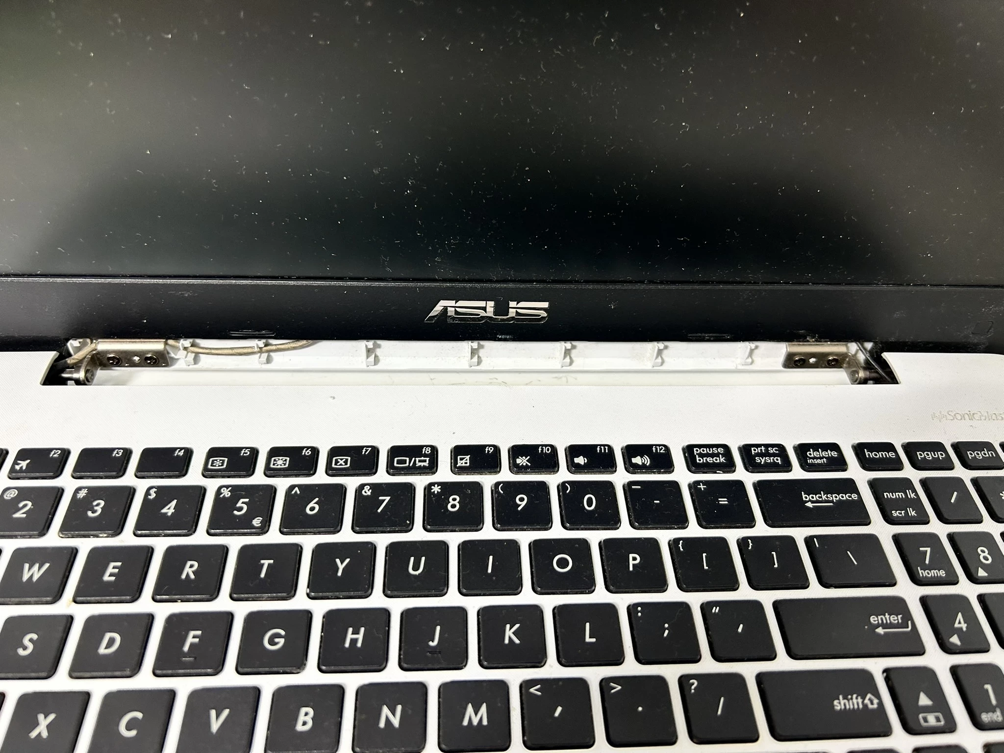 laptop-asus-x550c-156-intel-core-i3-5010u-4gb-ram-240gb-ssd-geforce-920m-ean-gtin-4712900196016