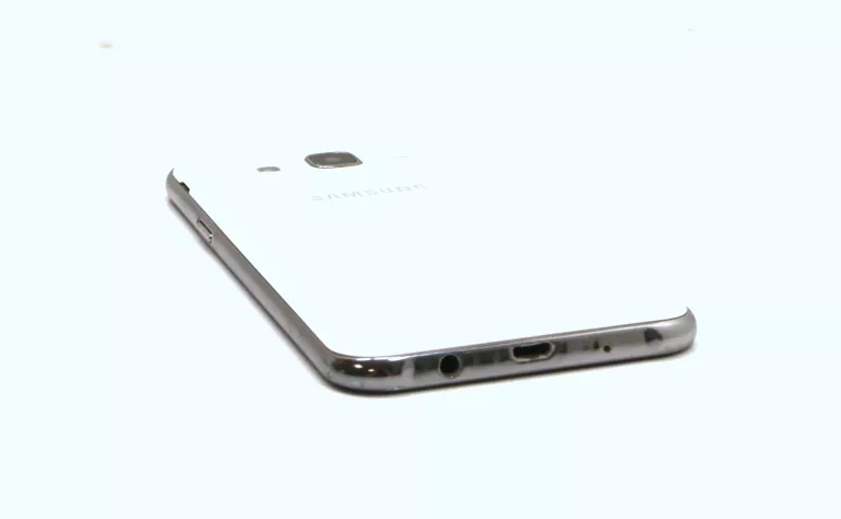 TELEFON SAMSUNG GALAXY J5