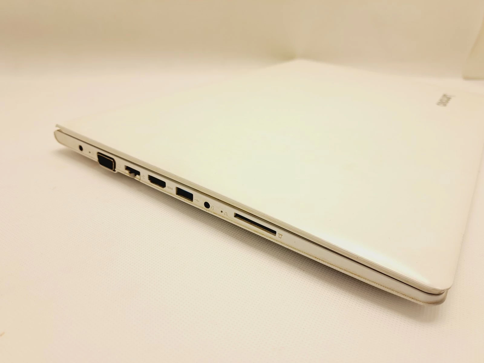 laptop-lenovo-ideapad-510-15ikb-i5-7200u-8gb-1tb-seria-procesora-4366-20