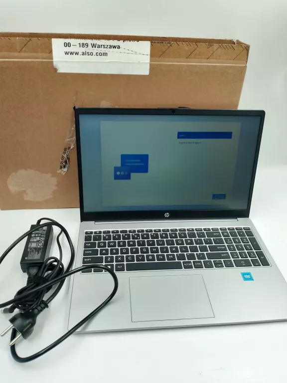 LAPTOP HP 250 G10 TPN-Q286 8/512 GB SSD KOMPLET