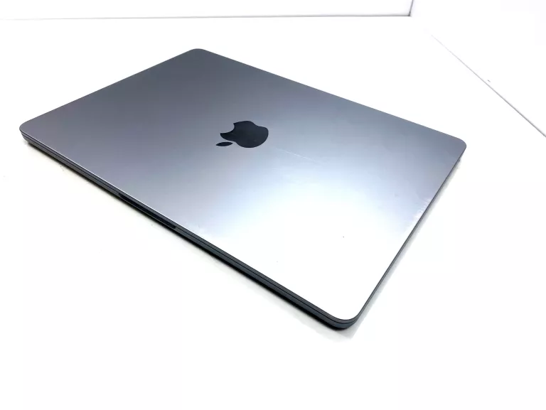 LAPTOP MACBOOK AIR M2 2022 A2681