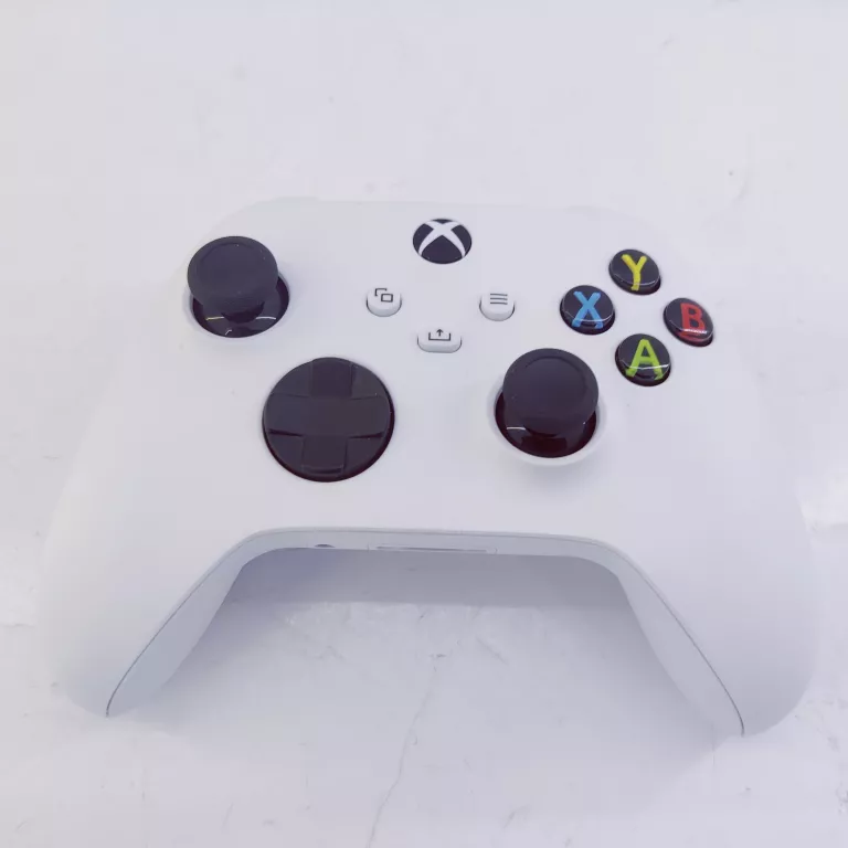ORYGINALNY PAD MICROSOFT 1914 XBOX SERIES S / X ONE S / X BIAŁY KOMPLET