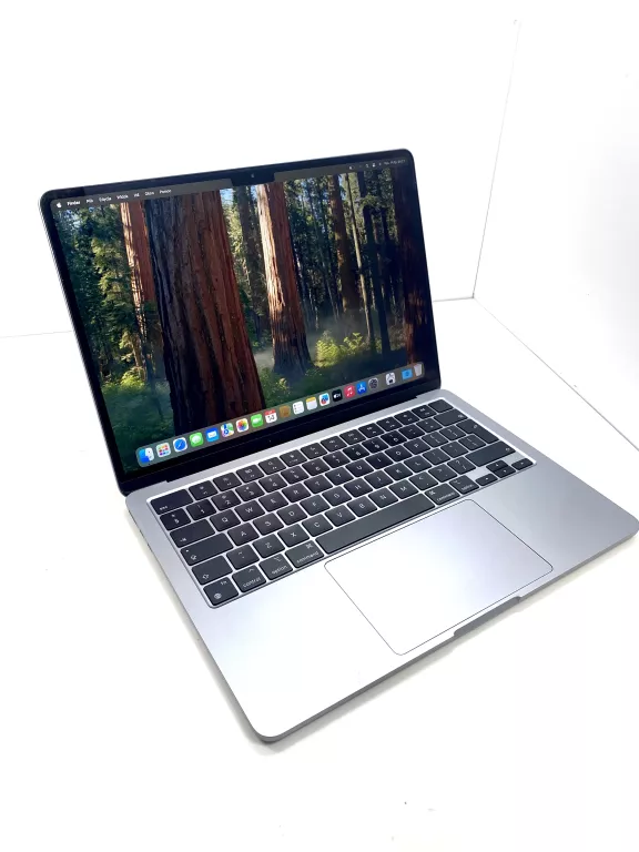 LAPTOP MACBOOK AIR M2 2022 A2681