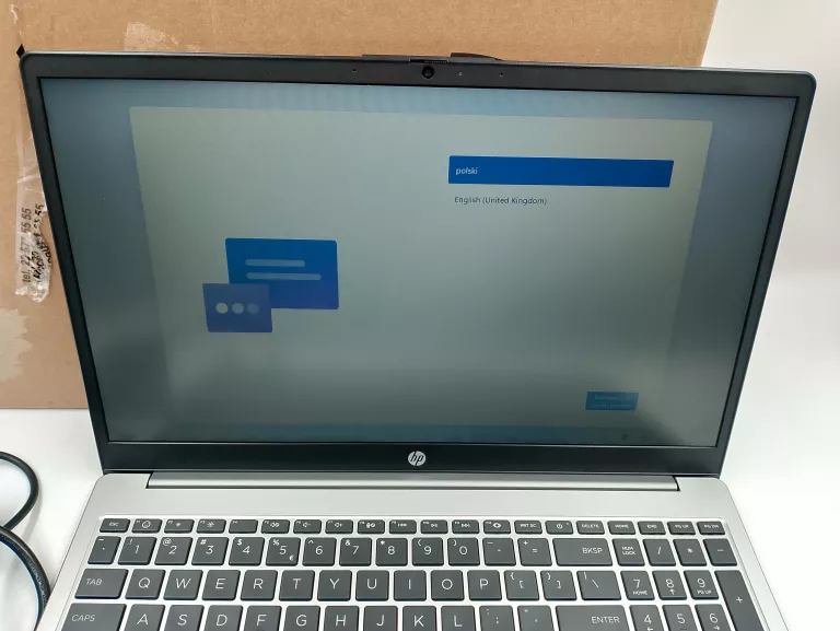 LAPTOP HP 250 G10 TPN-Q286 8/512 GB SSD KOMPLET