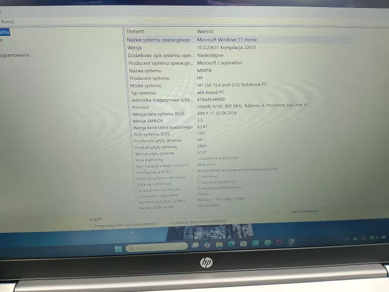 LAPTOP HP 250 G10 TPN-Q286 8/512 GB SSD KOMPLET