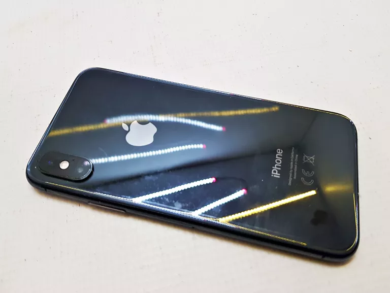 TELEFON IPHONE XS ETUI 64GB BAT 85%