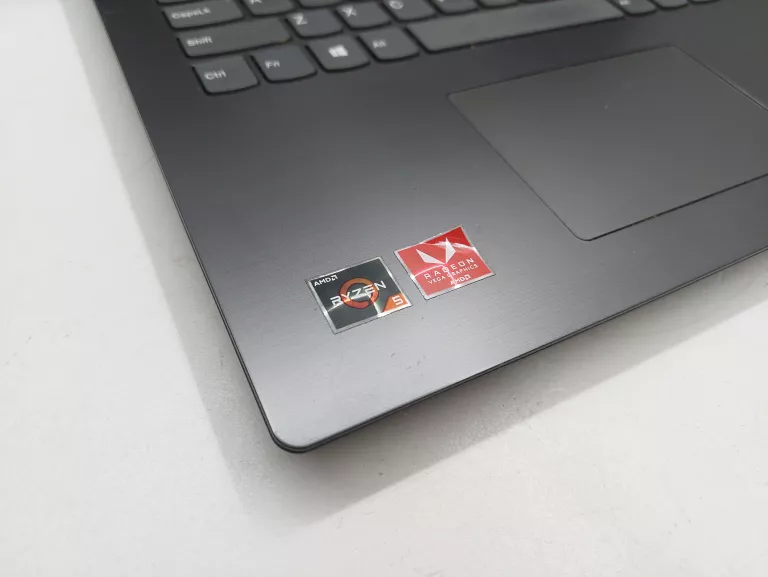LAPTOP LENOVO IDEAPAD 330
