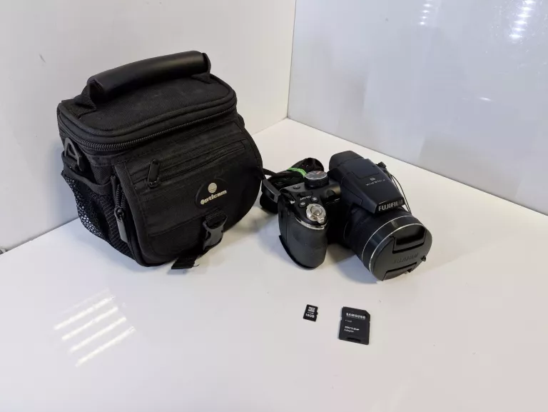 APARAT FUJIFILM FINEPIX S4200 ŁADNY CYFROWY