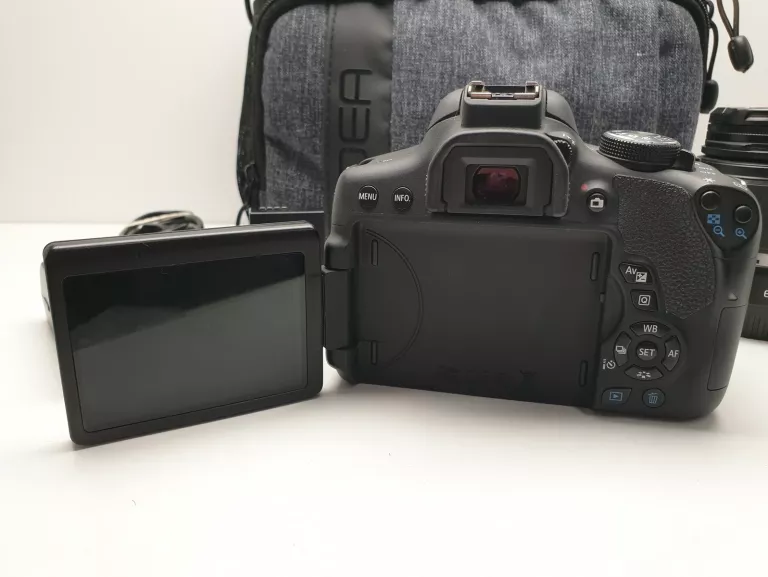 APARAT CANON EOS 750D + OBIEKTYW 18-55MM ZESTAW