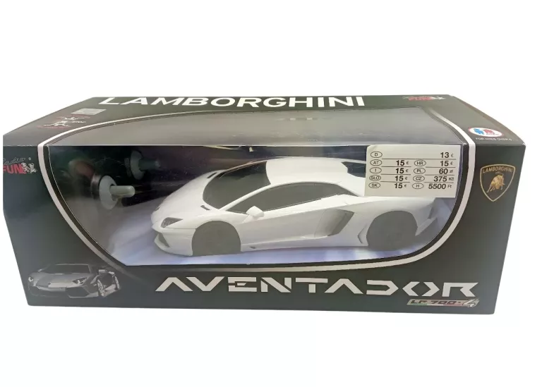 SAMOCHÓD ZDALNIE STEROWANY LAMBORGHINI AVENTADOR LP 700-4