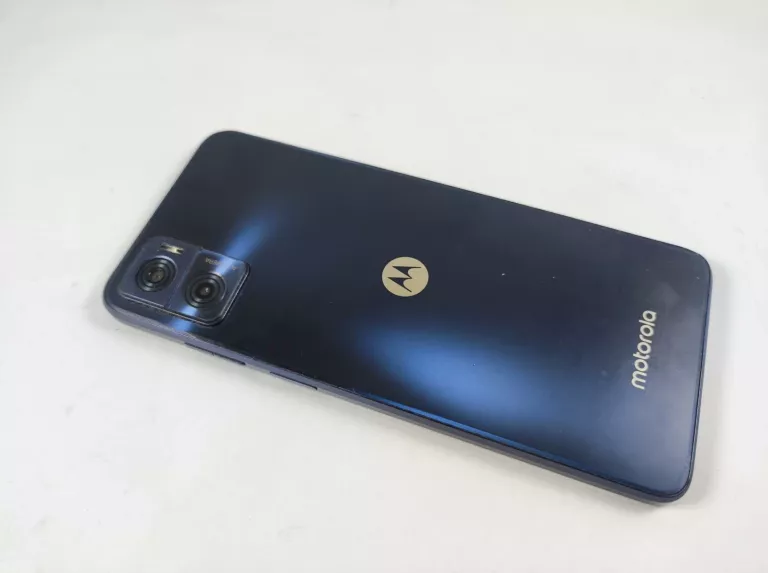 MOTOROLA MOTO E22 4/64GB PĘKNIETA
