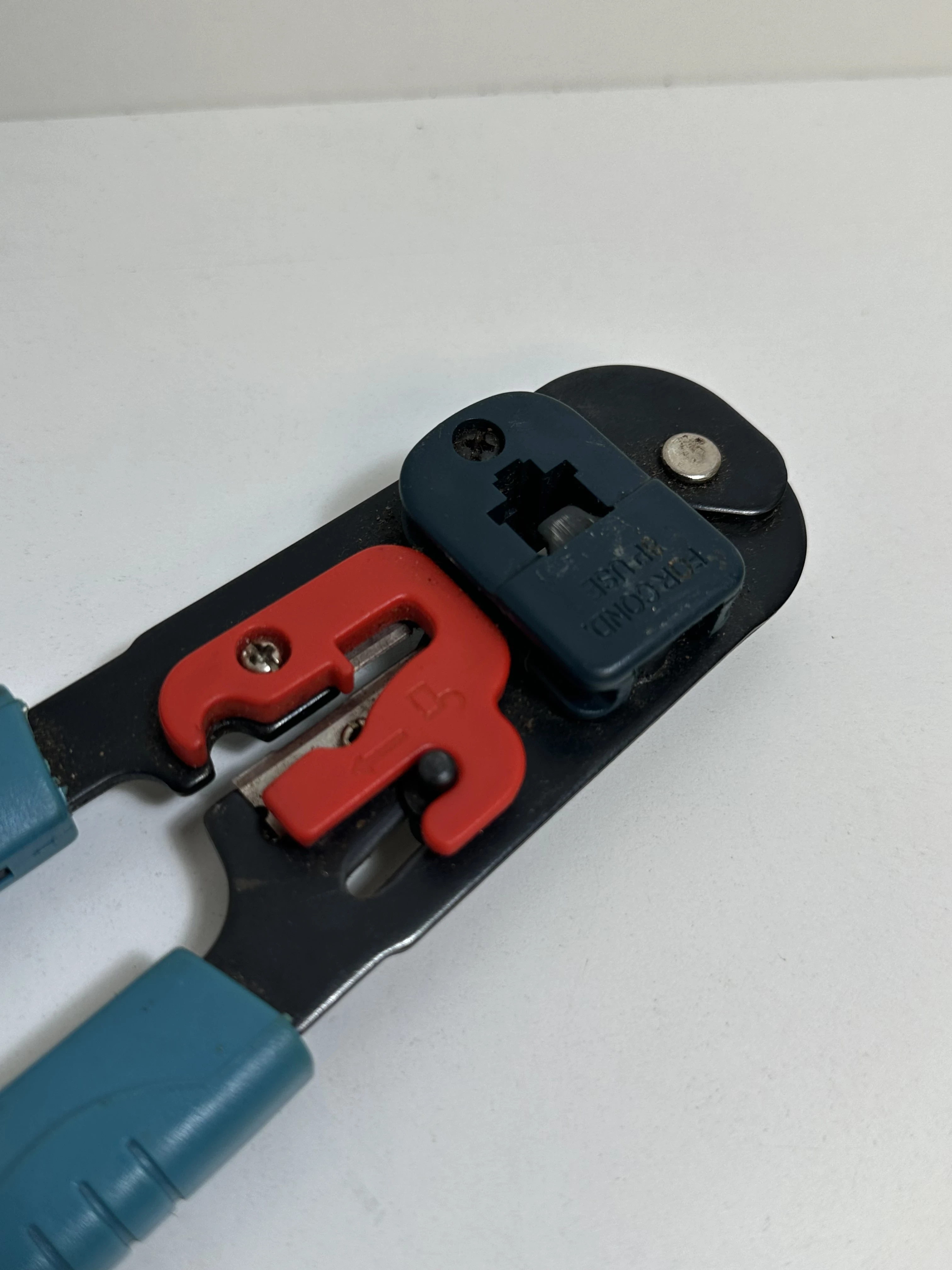 zaciskarka-do-kostek-rj-warto-stan-11323-2