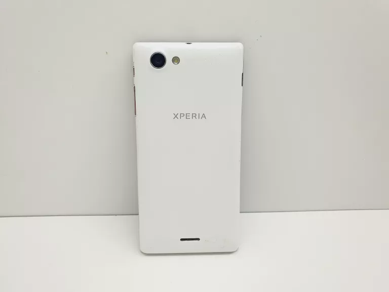 TELEFON SONY XPERIA ST26I
