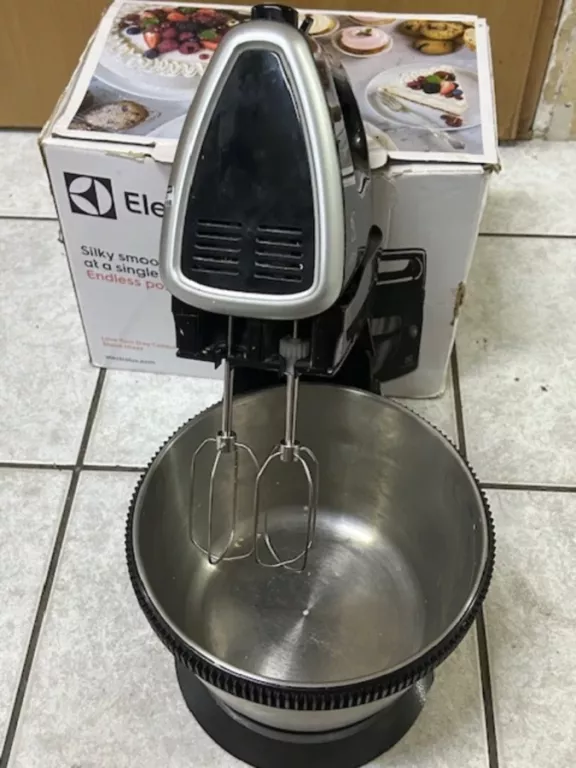 MIKSER RĘCZNY ELECTROLUX ESM3310