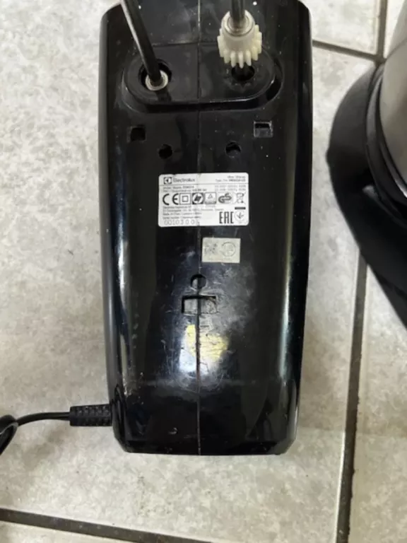 MIKSER RĘCZNY ELECTROLUX ESM3310