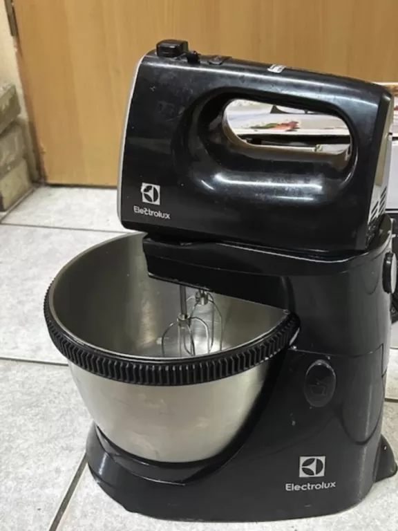 MIKSER RĘCZNY ELECTROLUX ESM3310