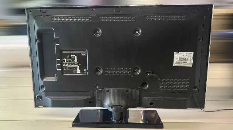 TELEWIZOR SAMSUNG 40" UE40ES5500 SMART TV + PILOT WARTO OKAZJA