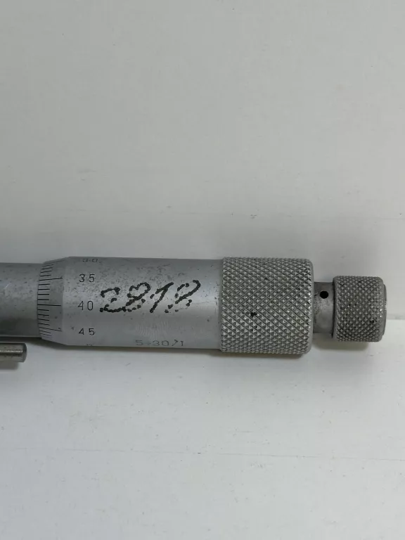 MIKROMETR ANALOGOWY WEWNĘTRZNY NONIUSZOWY DO OTWORÓW 5-30MM 0,01MM