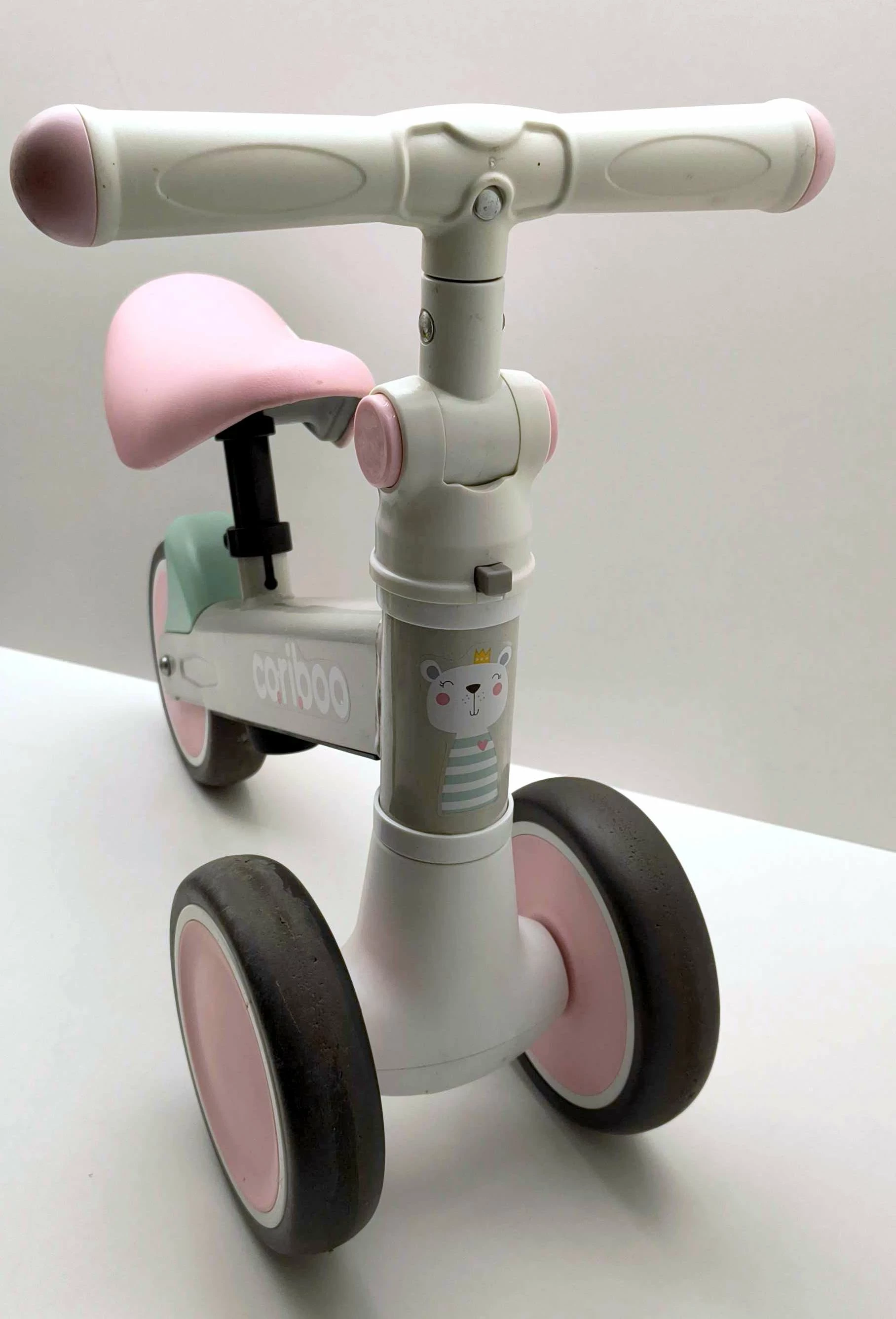 rowerek-biegowy-cariboo-rowerek-friends-jezdzik-218kg-rozowy-ean-gtin-5901924219149