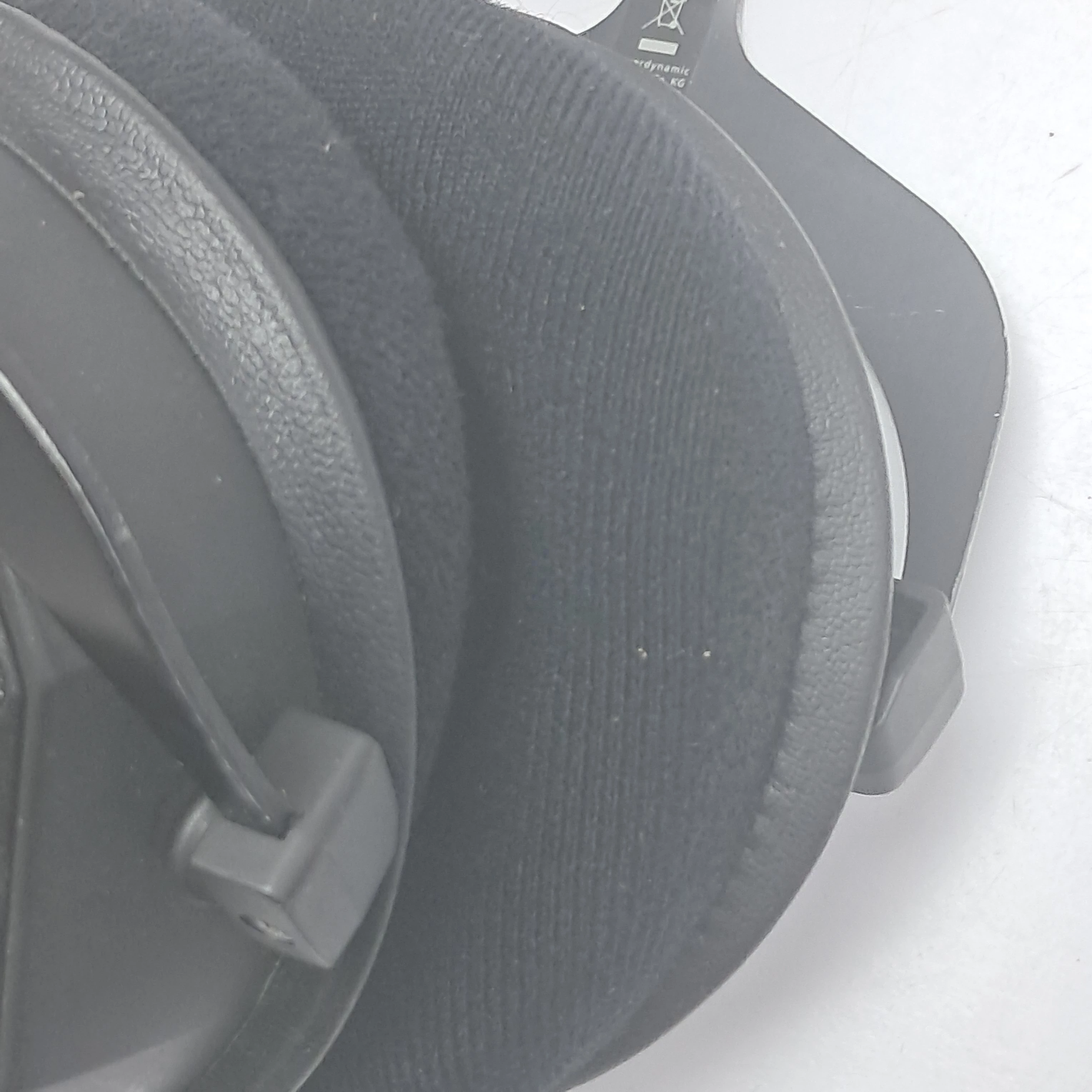 sluchawki-beyerdynamic-mmx-300bn-kod-producenta-730670-1